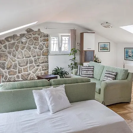 Apartment Hortensia Opatija